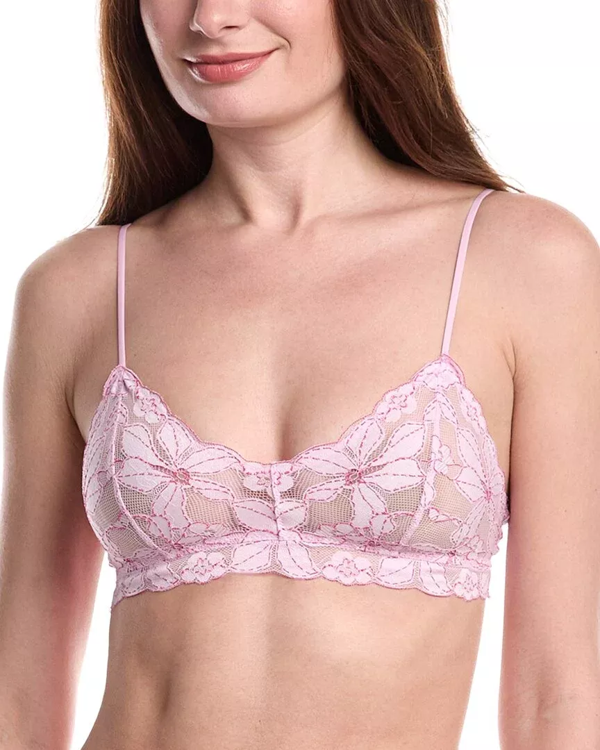 B.Tempt'd By Wacoal Feeling Famous Bralette