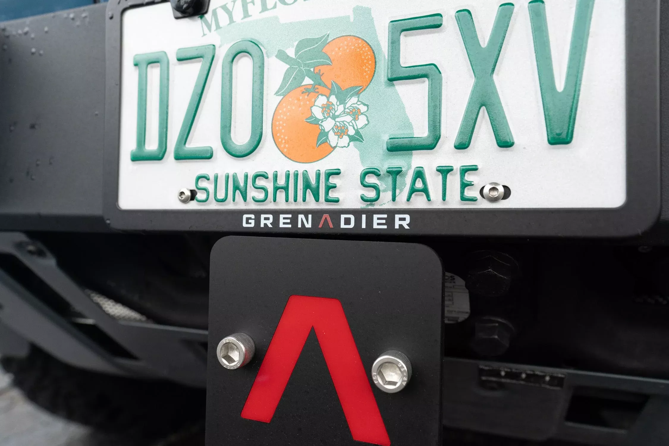 "GRENADIER" Slim License Plate Frame - 2024+ Grenadier / Quartermaster