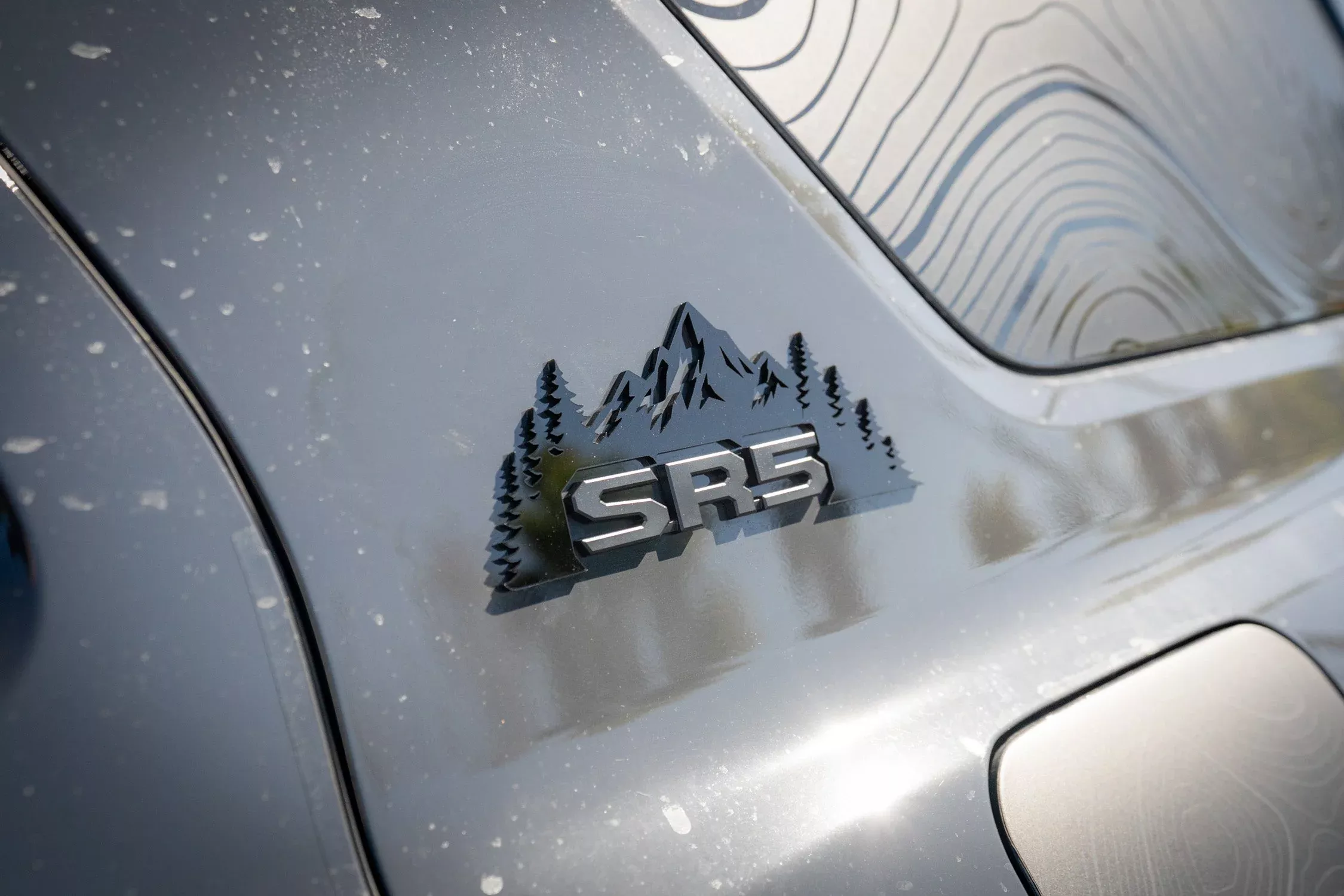 Mountain Acrylic Emblem for SR5- 2025+ 4Runner SR5