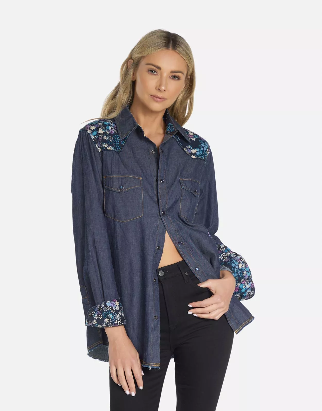 Torry Black Dog Boyfriend Shirt
